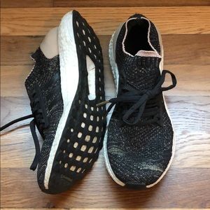 Adidas ultraBOOST size 8.5